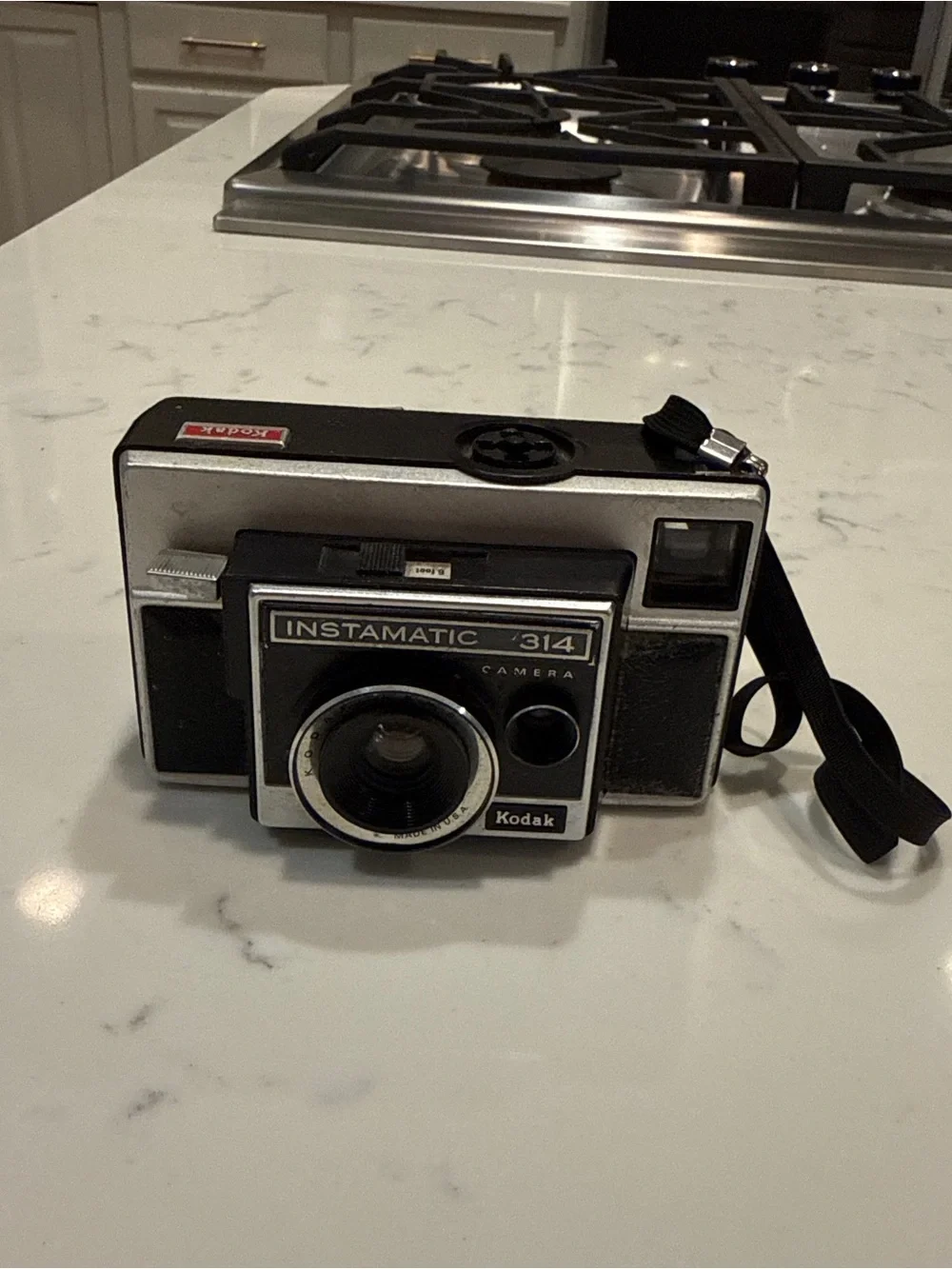 Vtg. Kodak Instamatic 314 Camera 126 Film Retro Photography Display Collectible